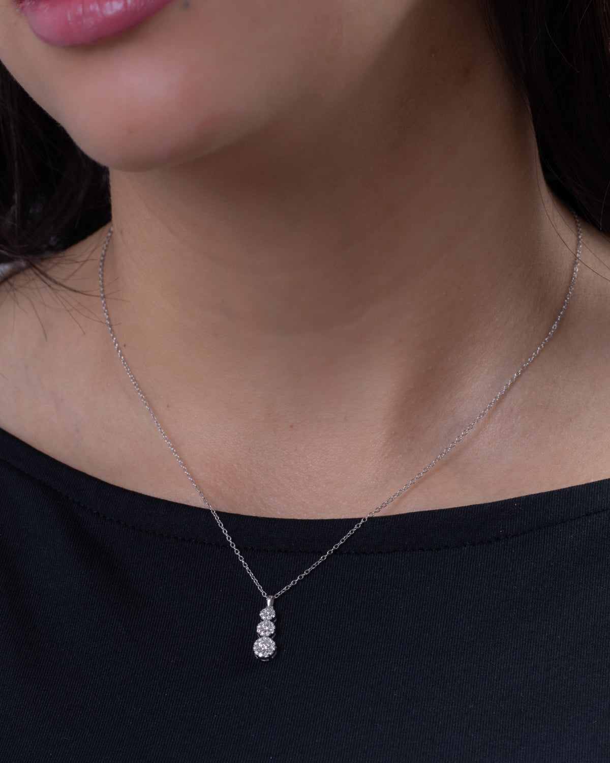18K White Gold Diamond Necklace - SA2376